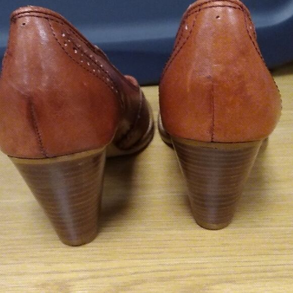 Nobil's leather retro heels 6.5 - Picture 2 of 8